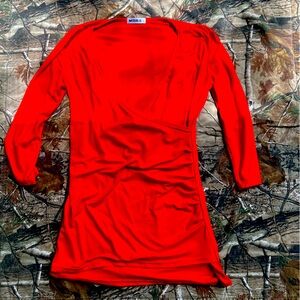 Red quarter sleeve blouse